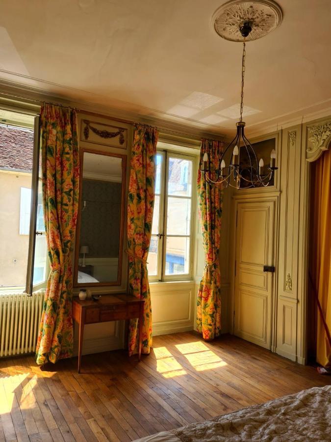 Maison Zola Bed and Breakfast Saint-Amand-Mont-Rond Esterno foto