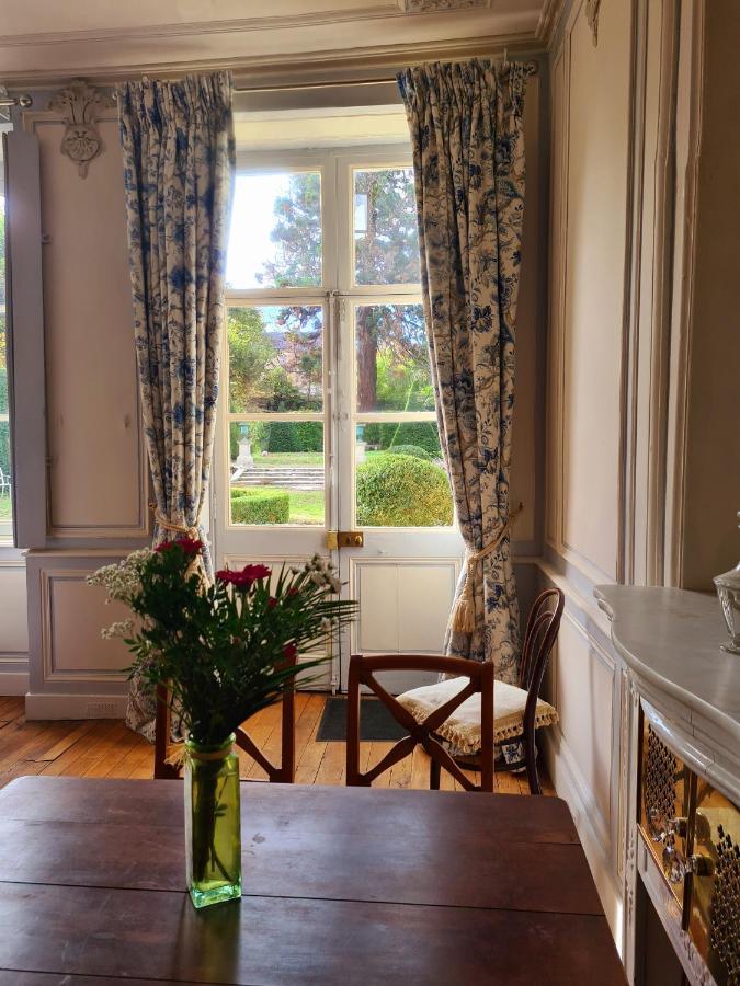 Maison Zola Bed and Breakfast Saint-Amand-Mont-Rond Esterno foto